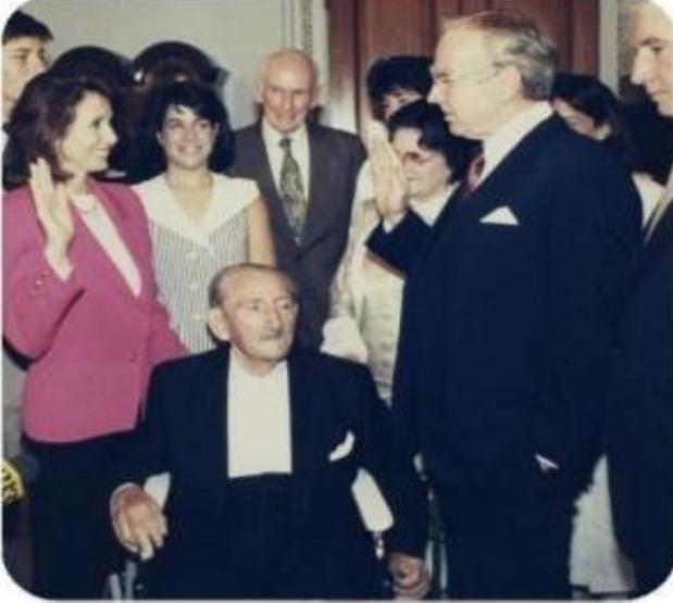 Speaker Jim Wright swears in Nancy Pelosi after her election to fill a House vacancy